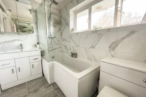 76 Lorton Close, Gravesend, DA12 4HA