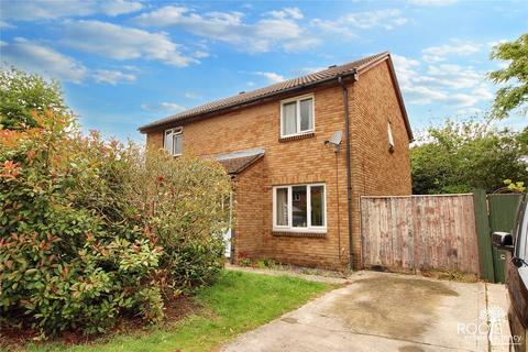 3 bedroom semi-detached house for sale, Cairngorm Road, Berkshire RG19