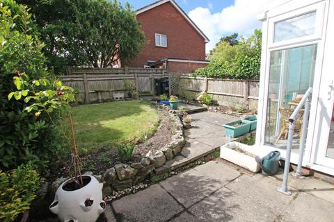 3 bedroom terraced house for sale, Gaudick Close, Eastbourne, BN20 7QF