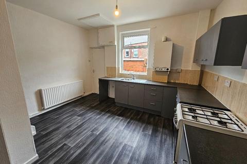 2 bedroom terraced house to rent, Gerrard Street, Kearsley, Bolton