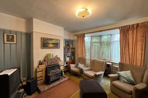 121 Victoria Avenue, Wembley, HA9 6PZ