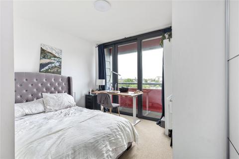 3 bedroom apartment for sale, Drayton Park, London, N5