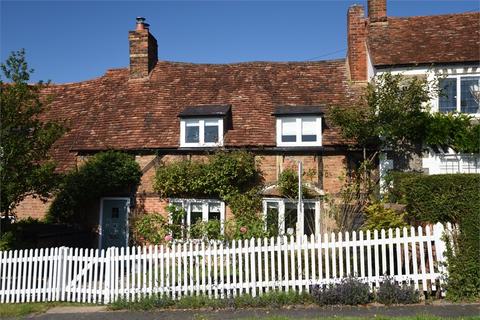 3 bedroom cottage for sale, The Green, Quainton, Buckinghamshire.