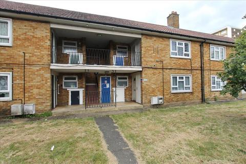 1 bedroom flat for sale, Langhedge Lane, London, N18