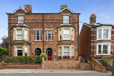 4 bedroom semi-detached house for sale, Colchester Road, Halstead CO9