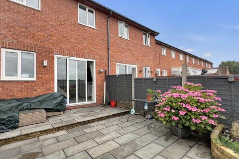 77 Bratton Road, Westbury, BA13 3ES
