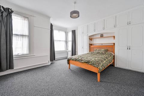 7 Ardgowan Road, London, SE6 1AJ