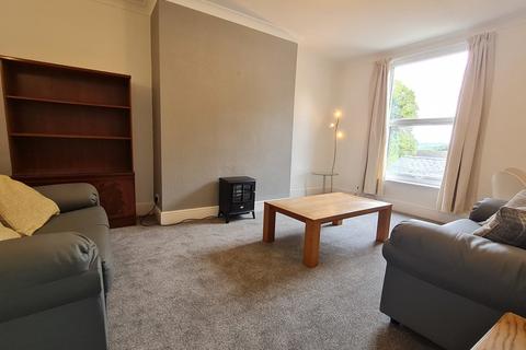 1 bedroom apartment to rent, St Johns Terrace LS3