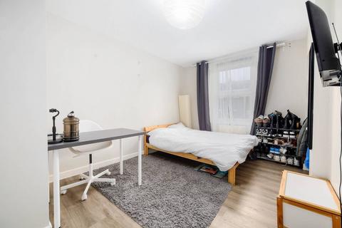 8 Upstall Street, London, SE5 9JE