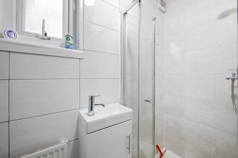 8 Upstall Street, London, SE5 9JE
