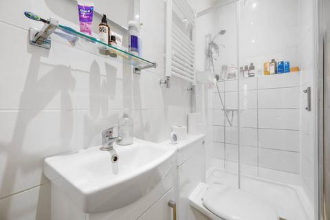 8 Upstall Street, London, SE5 9JE