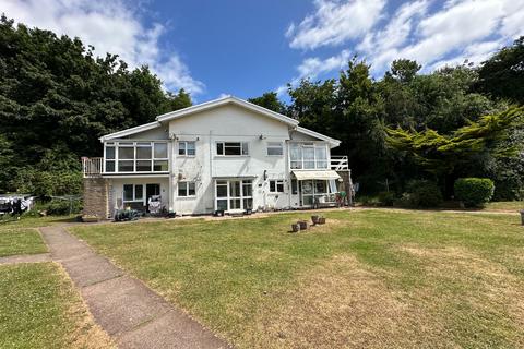 2 bedroom flat for sale, Wesley Close, Torquay, TQ2 8SH