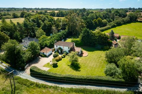 5 bedroom detached house for sale, Seething Fen