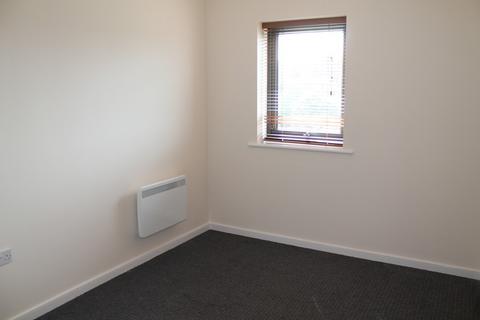 2 bedroom apartment to rent, The Deck, Lock 5, Runcorn