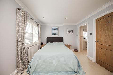 2 bedroom apartment for sale, Park Road, Southborough