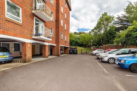 1 bedroom flat for sale, Masters Court, Bournemouth, Dorset