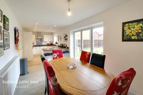 4 bedroom detached house for sale, Rotary Drive, Alsager