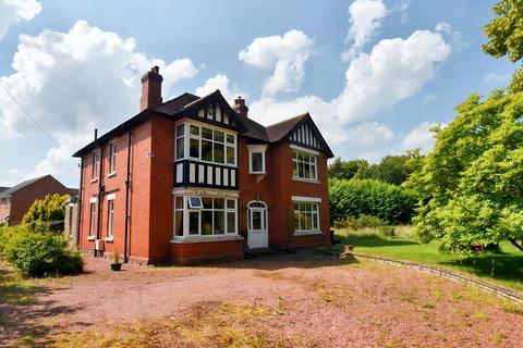 4 bedroom detached house for sale, Adderley Road, Market Drayton