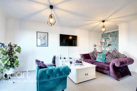 2 bedroom flat to rent, Clacton-on-sea