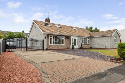 4 bedroom bungalow for sale, East Street, Hibaldstow, North Lincolnshire, DN20