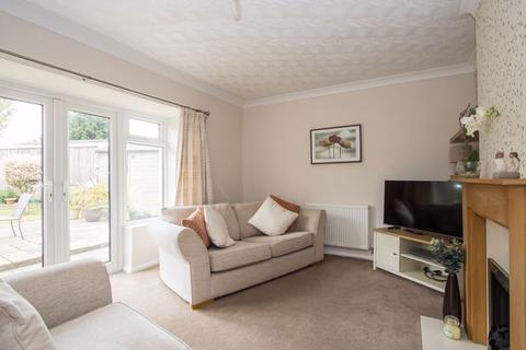 3 bedroom semi-detached house for sale, Laburnum Way, Penarth