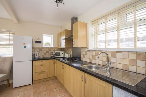 3 bedroom semi-detached house for sale, Laburnum Way, Penarth