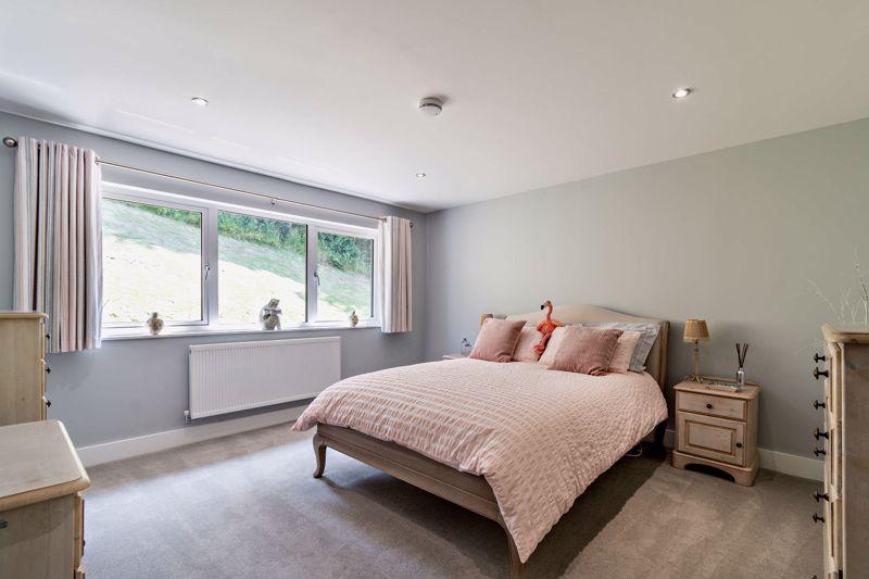 Bedroom (2)