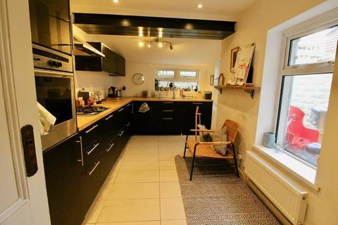 3 bedroom terraced house for sale, King Street, Penarth CF64