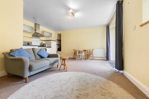 1 bedroom apartment for sale, The Royal, Penarth CF64