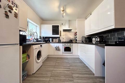 3 bedroom semi-detached house for sale, Coles Lane, West Bromwich