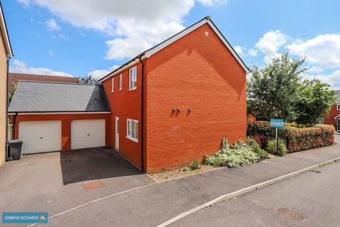 4 bedroom detached house for sale, RUSSET CLOSE, WELLINGTON