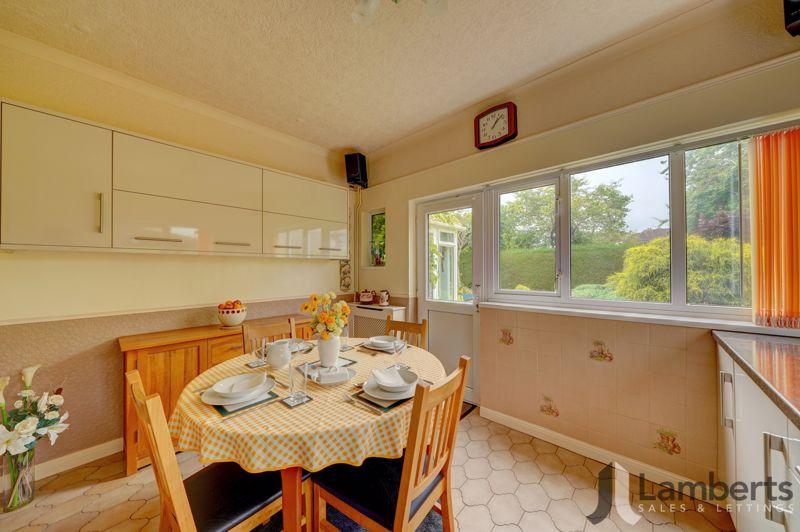 Breakfast Room
