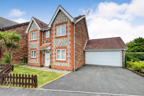 4 bedroom detached house for sale, Bluestar Gardens, Grange Park, Hedge End SO30