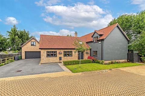 5 bedroom detached house for sale, Stubbs Oak, Sandy SG19