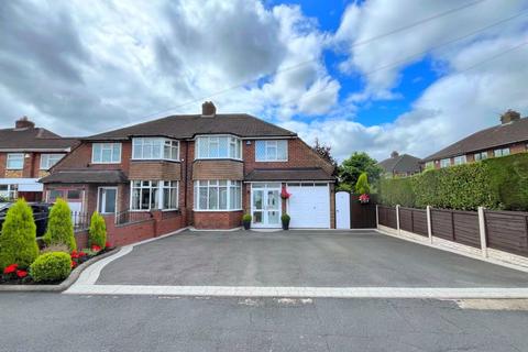 3 bedroom semi-detached house for sale, Lowlands Avenue, Streetly, Sutton Coldfield