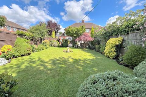 3 bedroom semi-detached house for sale, Lowlands Avenue, Streetly, Sutton Coldfield