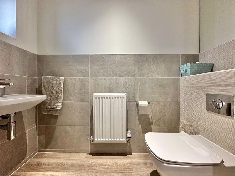 Cloak room