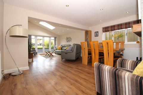 3 bedroom detached house for sale, Glenwood Rise, Stonnall, WS9 9DZ