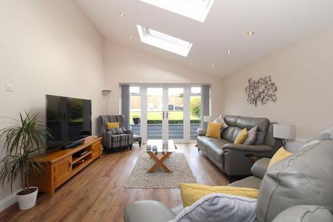 3 bedroom detached house for sale, Glenwood Rise, Stonnall, WS9 9DZ