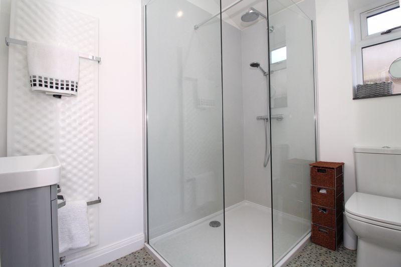 Ensuite Shower Room