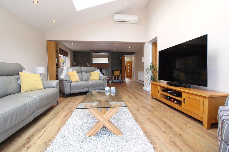 Lounge Dining Room