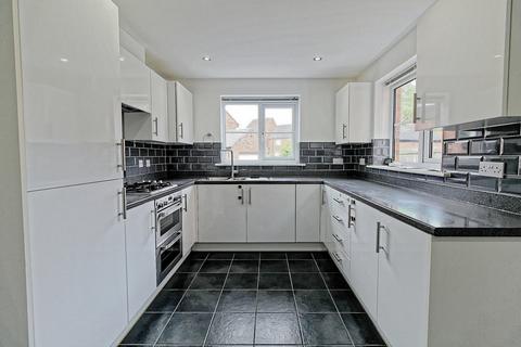 4 bedroom detached house for sale, Field Leys Way, Birstall