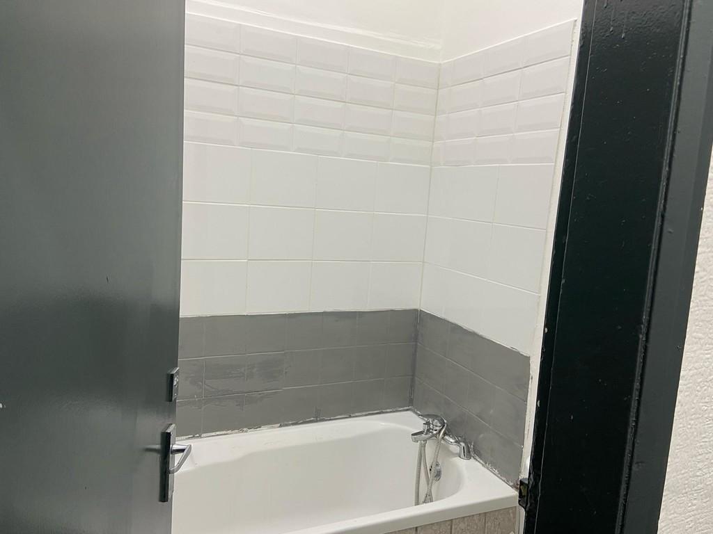 Apartment in Manchester, Greater Manchester - View 5