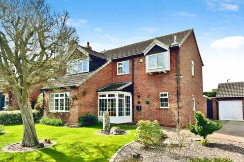 6 Vixen Close, Sutton Coldfield, B76 1JY