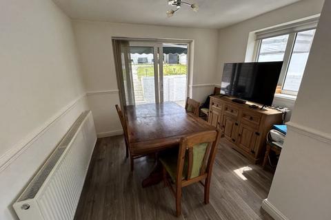 3 Isgoed, Conwy, LL32 8UF