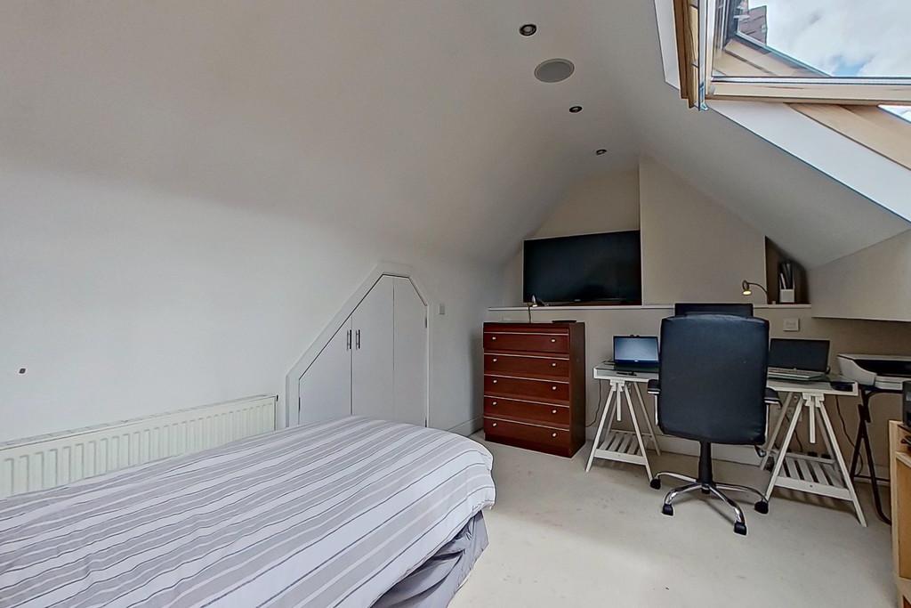 128 Rectory Road INSIDE-05