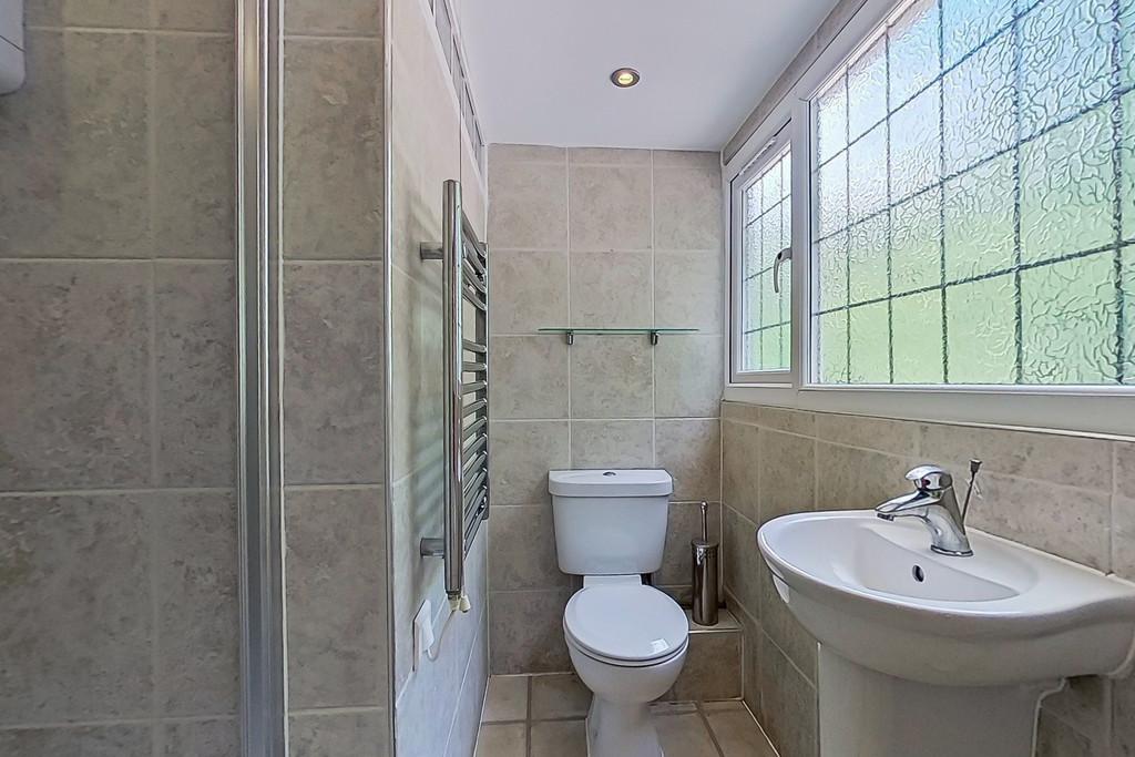 128 Rectory Road INSIDE-24