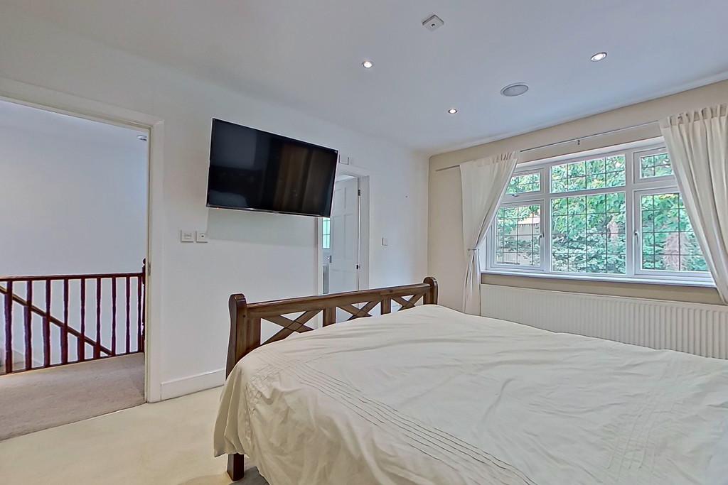 128 Rectory Road INSIDE-28