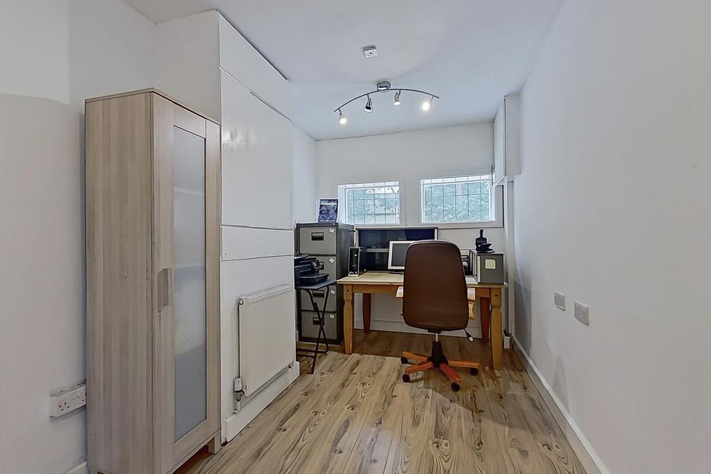 128 Rectory Road INSIDE-37