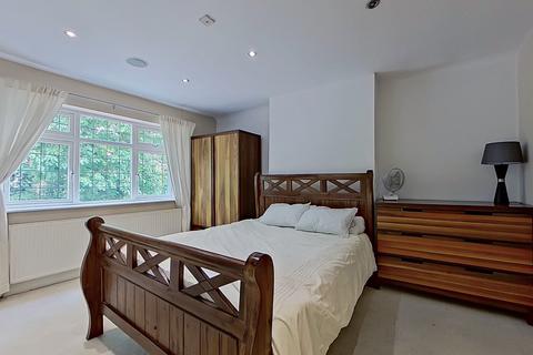 128 Rectory Road, Sutton Coldfield, B75 7RS
